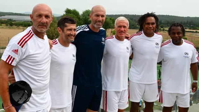 开云中国官网-法国世界杯首冠25周年庆祝：齐达内做东和德尚重聚